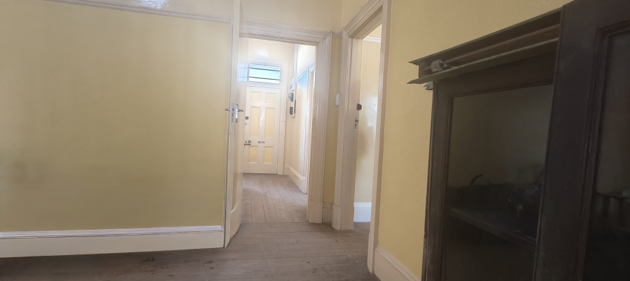 6 Bedroom Property for Sale in Sydenham Eastern Cape